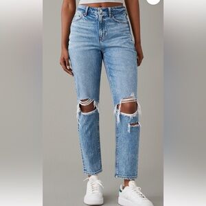 American Eagle Stridig Mom Jeans
